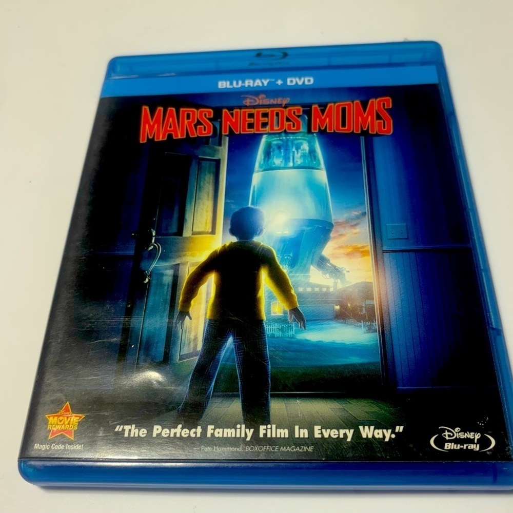 Mars Needs Mom Blu-ray and DVD combo pack for the 2011 Disney animated film